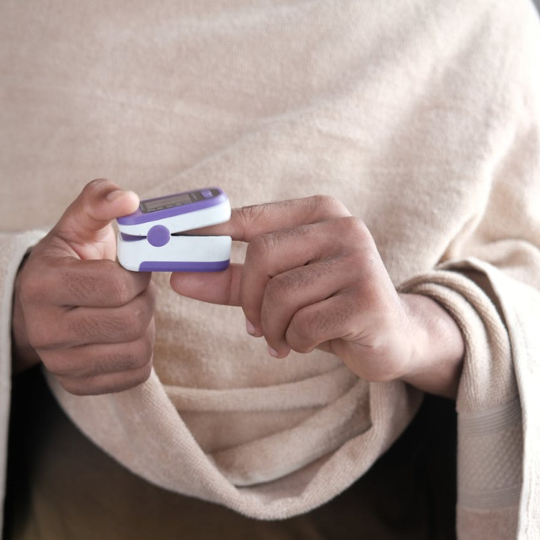 Benefits of Using an Oxygen Saturation Monitor